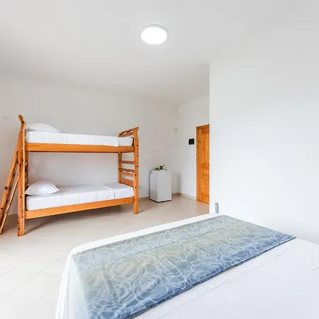 Titi's Appart hôtel Škalngur