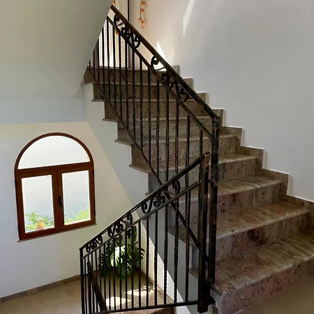 Aparthotel Titi's Škalngur